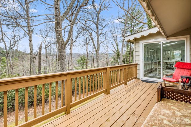 2203 Swiss Pine Lake Drive, Spruce Pine, NC 28777
