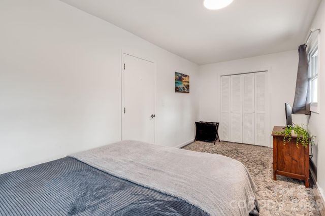 2203 Swiss Pine Lake Drive, Spruce Pine, NC 28777
