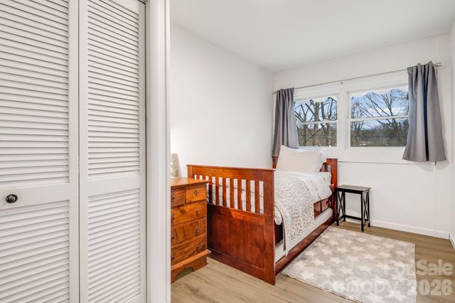 2203 Swiss Pine Lake Drive, Spruce Pine, NC 28777