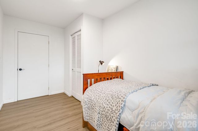 2203 Swiss Pine Lake Drive, Spruce Pine, NC 28777