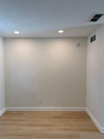 8957 109TH TERRACE, Seminole, FL 33777