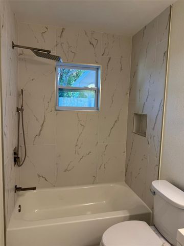 8957 109TH TERRACE, Seminole, FL 33777