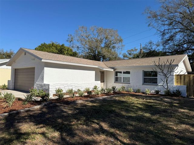8957 109TH TERRACE, Seminole, FL 33777