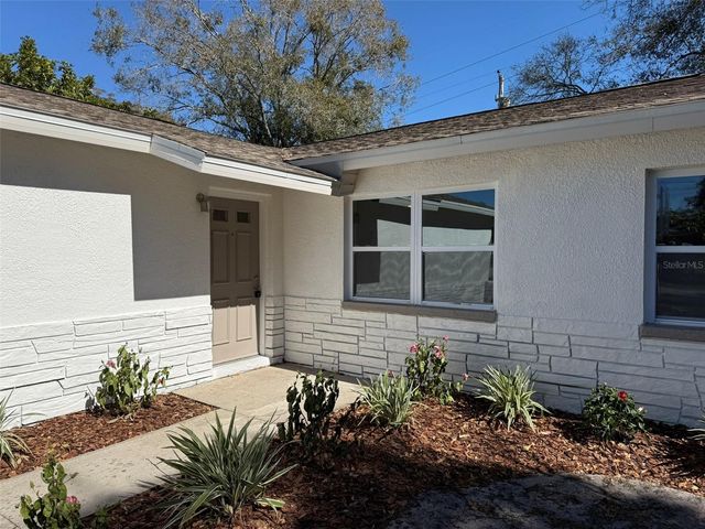 8957 109TH TERRACE, Seminole, FL 33777