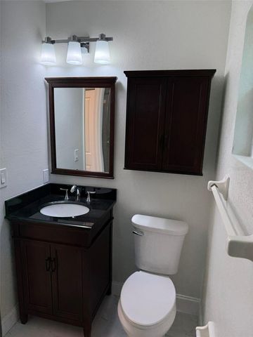 8957 109TH TERRACE, Seminole, FL 33777