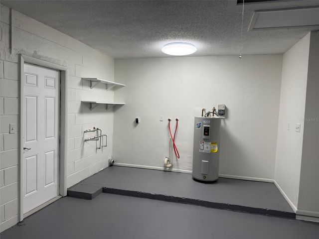 8957 109TH TERRACE, Seminole, FL 33777