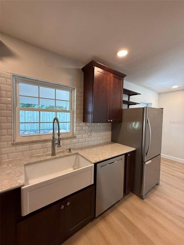 8957 109TH TERRACE, Seminole, FL 33777