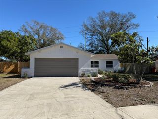 8957 109TH TERRACE, Seminole, FL 33777