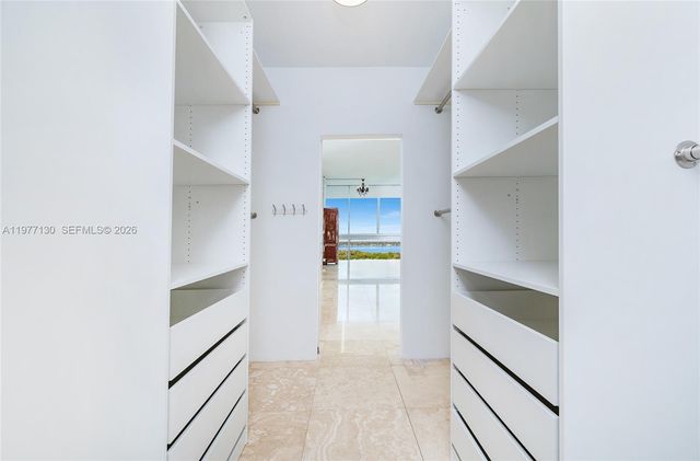 7934 West Dr 1101, North Bay Village, FL 33141