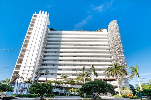 7934 West Dr 1101, North Bay Village, FL 33141