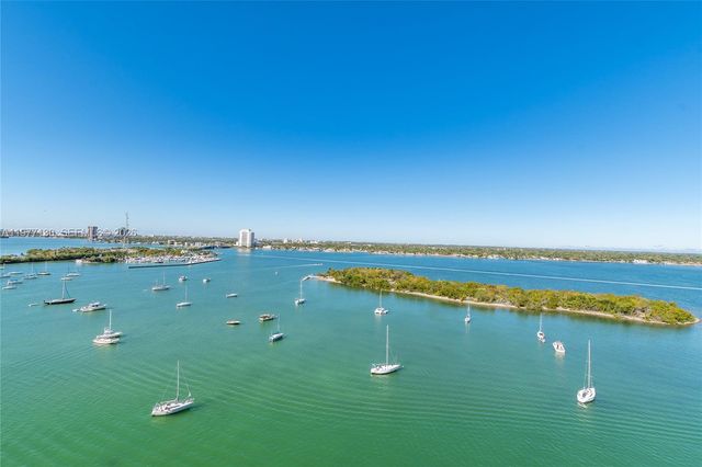 7934 West Dr 1101, North Bay Village, FL 33141