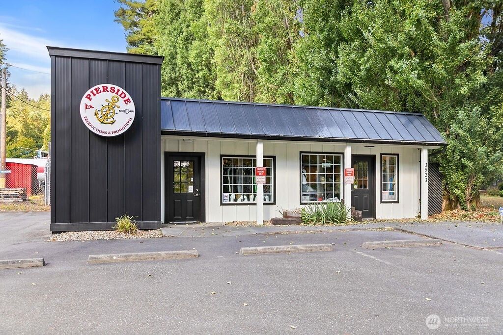 3523 Chico Way NW, Bremerton, WA 98312