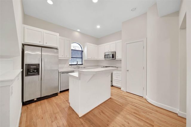 650 Westcross Street 78, Houston, TX 77018