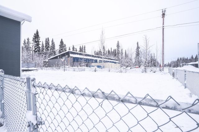 526 E 5TH AVENUE, North Pole, AK 99705