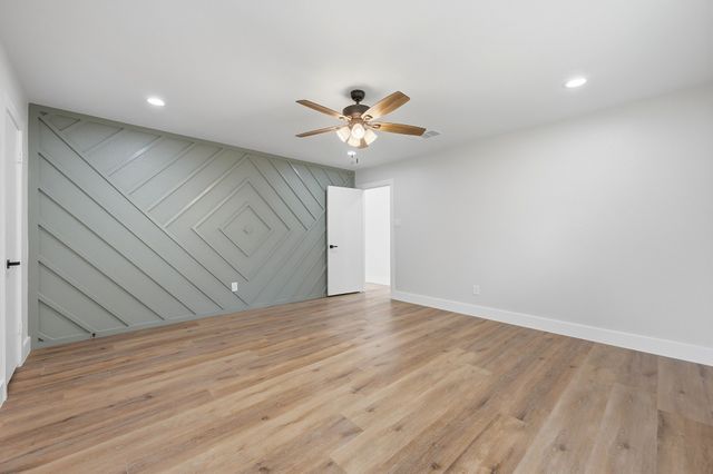 1710 Yorktown Drive, Arlington, TX 76014