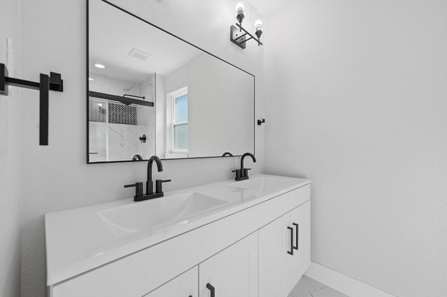 1710 Yorktown Drive, Arlington, TX 76014