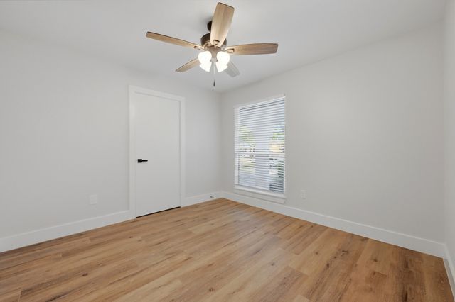 1710 Yorktown Drive, Arlington, TX 76014