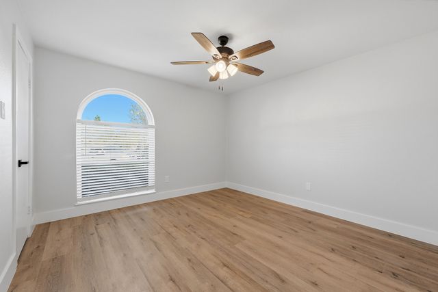 1710 Yorktown Drive, Arlington, TX 76014