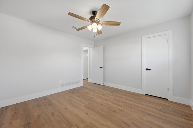 1710 Yorktown Drive, Arlington, TX 76014