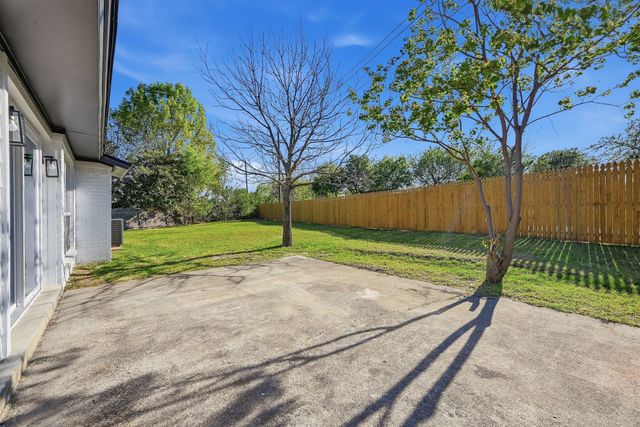 1710 Yorktown Drive, Arlington, TX 76014