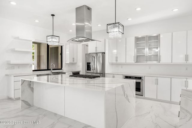 2355 N Riverside Drive, Indialantic, FL 32903