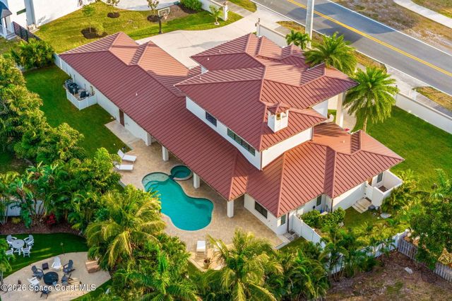 2355 N Riverside Drive, Indialantic, FL 32903