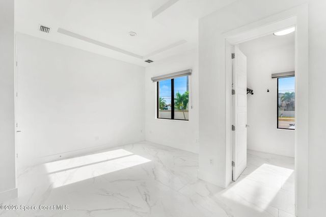 2355 N Riverside Drive, Indialantic, FL 32903