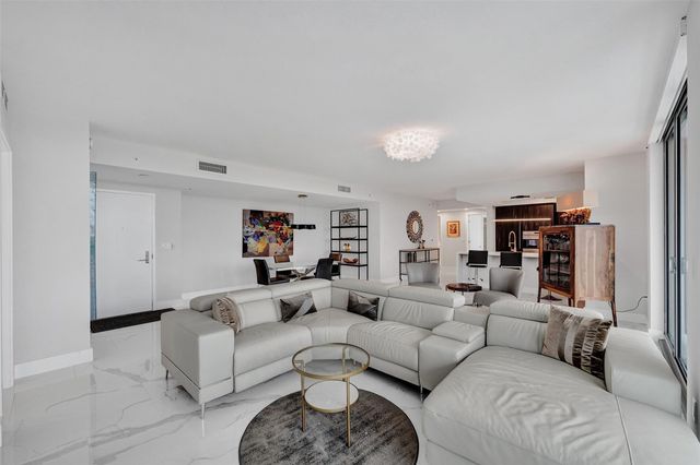 1180 N Federal Hwy 1005, Fort Lauderdale, FL 33304