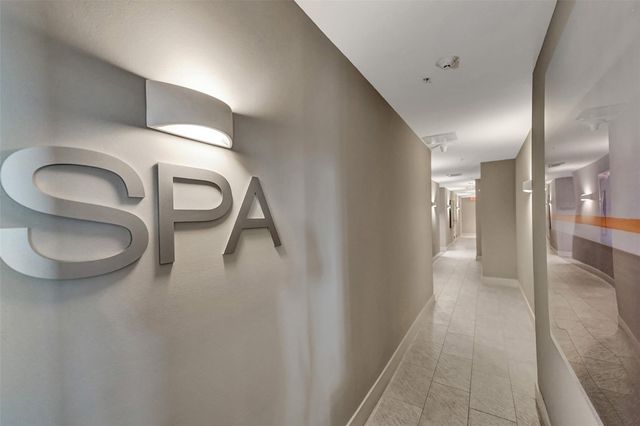 1180 N Federal Hwy 1005, Fort Lauderdale, FL 33304