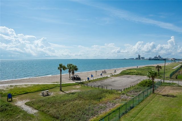 4242 Gulfbreeze Blvd 302, Corpus Christi, TX 78402