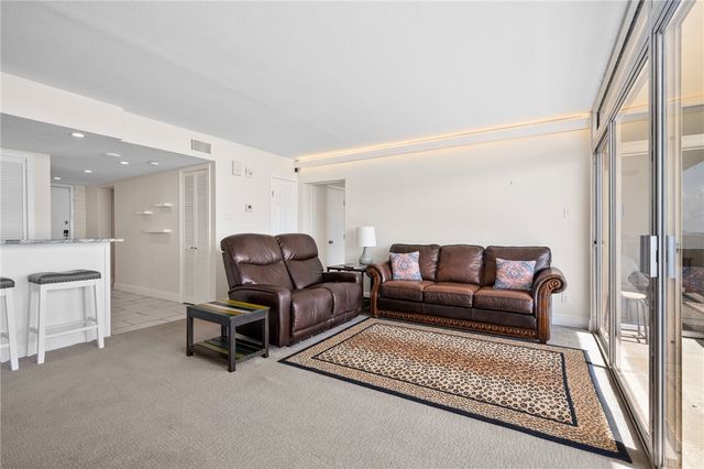 4242 Gulfbreeze Blvd 302, Corpus Christi, TX 78402