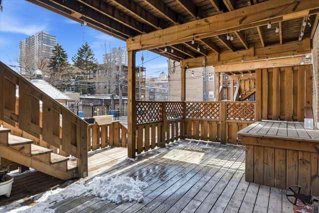 5739 N Winthrop Avenue 1, Chicago, IL 60660