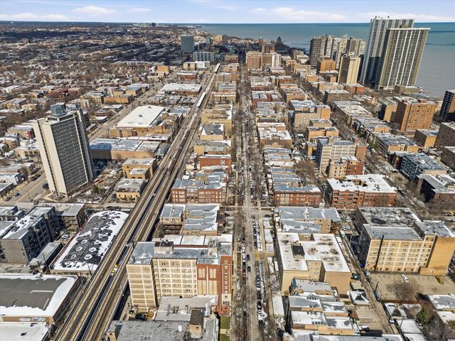 5739 N Winthrop Avenue 1, Chicago, IL 60660