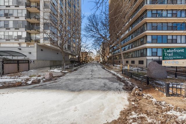 5739 N Winthrop Avenue 1, Chicago, IL 60660