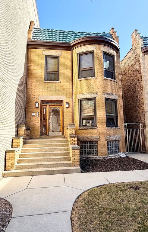 5739 N Winthrop Avenue 1, Chicago, IL 60660