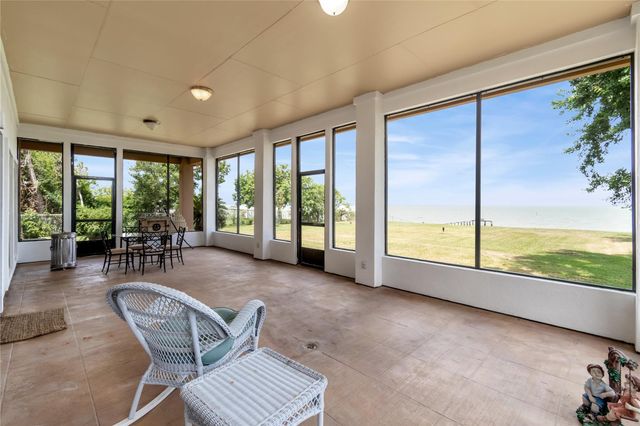 11610 Cedar Gully Road, Beach City, TX 77523