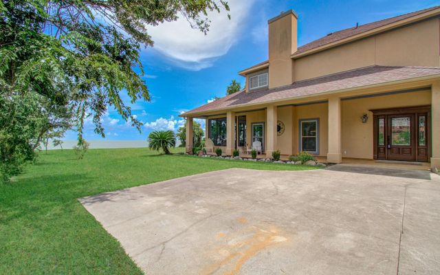 11610 Cedar Gully Road, Beach City, TX 77523