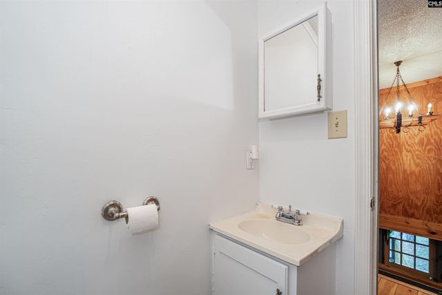 108 SE Sedgewood Road, Hopkins, SC 29061