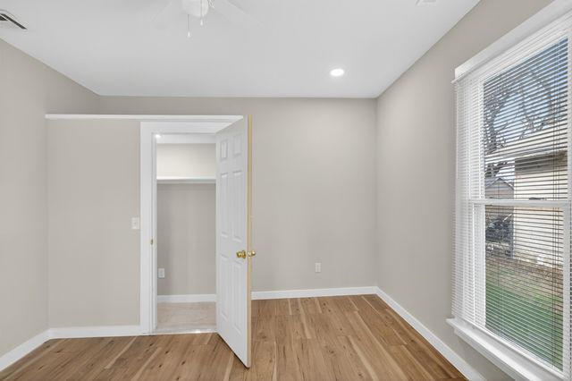 1231 S Topeka Ave, Wichita, KS 67211