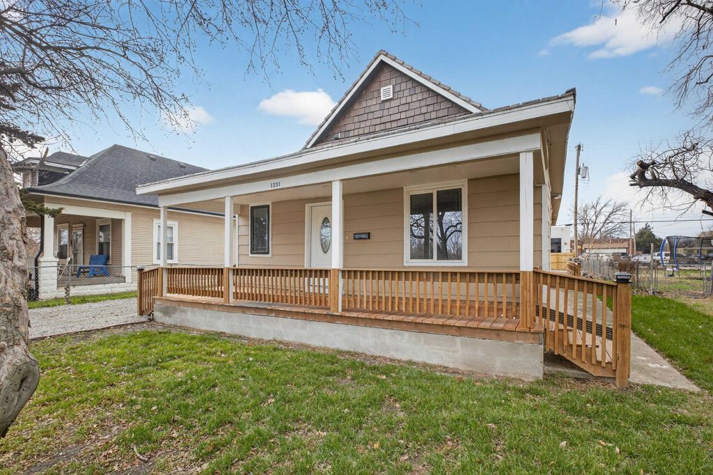 1231 S Topeka Ave, Wichita, KS 67211