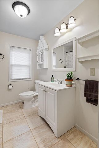 1027 5th Street E, Saint Paul, MN 55106