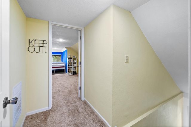 1027 5th Street E, Saint Paul, MN 55106