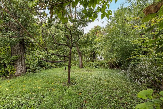 1027 5th Street E, Saint Paul, MN 55106