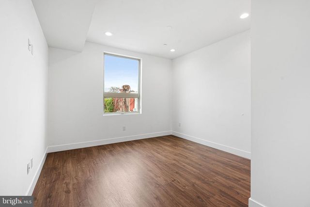 5520 WALTON AVE, Philadelphia, PA 19143