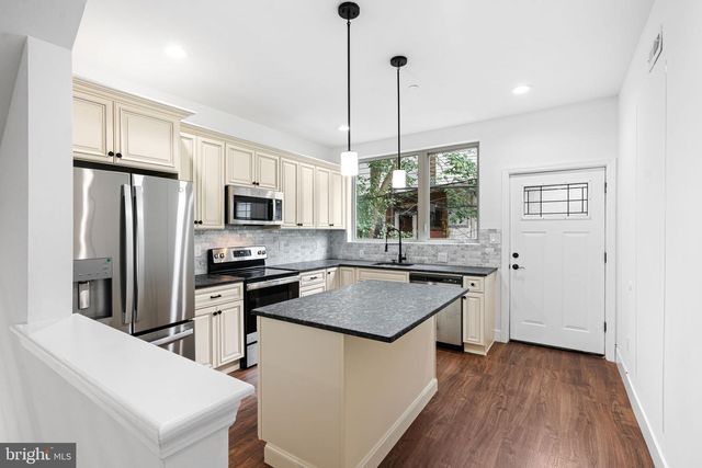 5520 WALTON AVE, Philadelphia, PA 19143