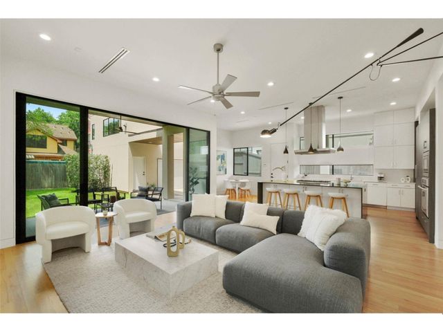 1912 Kipling Street, Houston, TX 77098