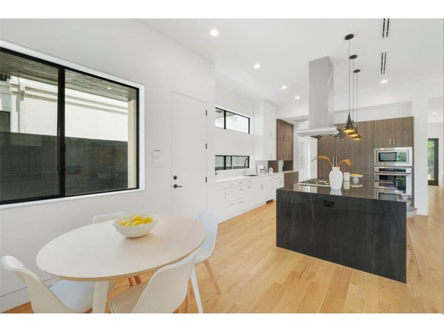 1912 Kipling Street, Houston, TX 77098