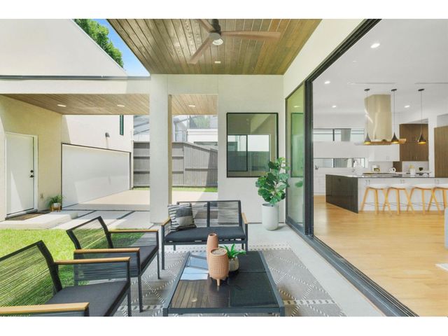 1912 Kipling Street, Houston, TX 77098