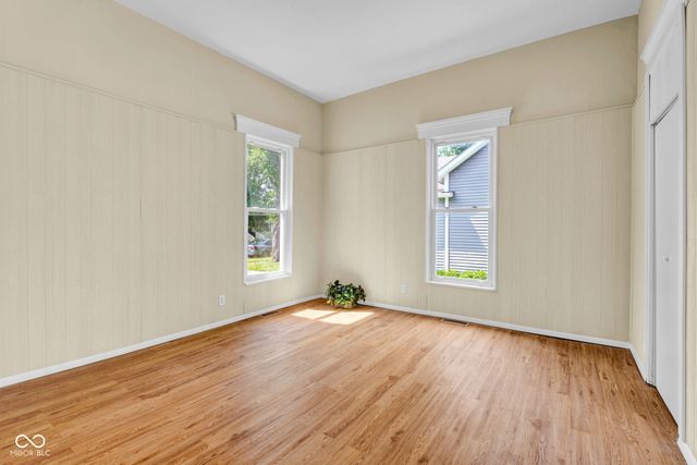 1617 Lafayette Avenue, Columbus, IN 47201