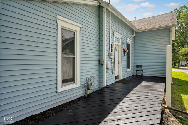 1617 Lafayette Avenue, Columbus, IN 47201